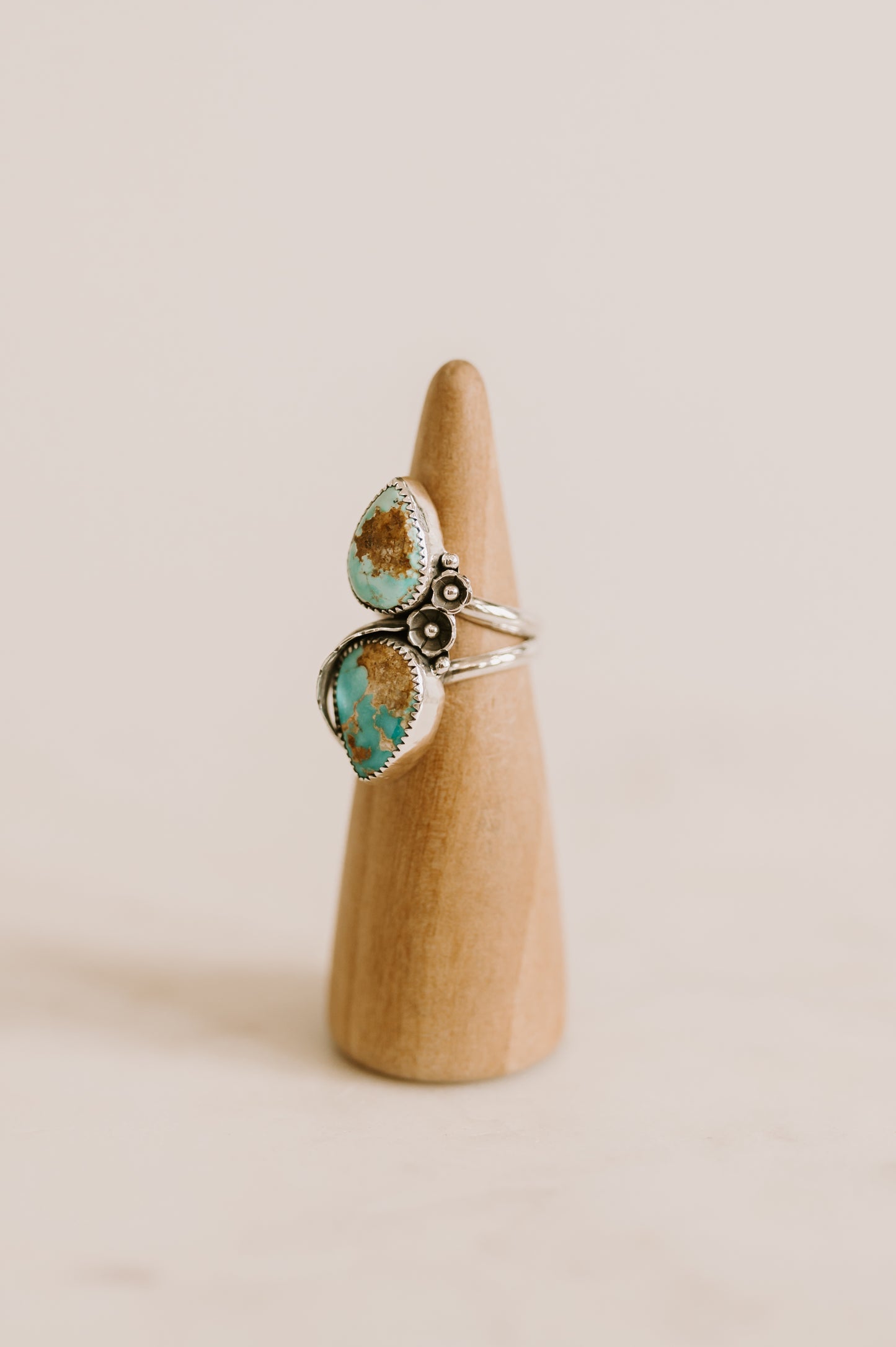 Palomino Turquoise Ring- Size 8.5