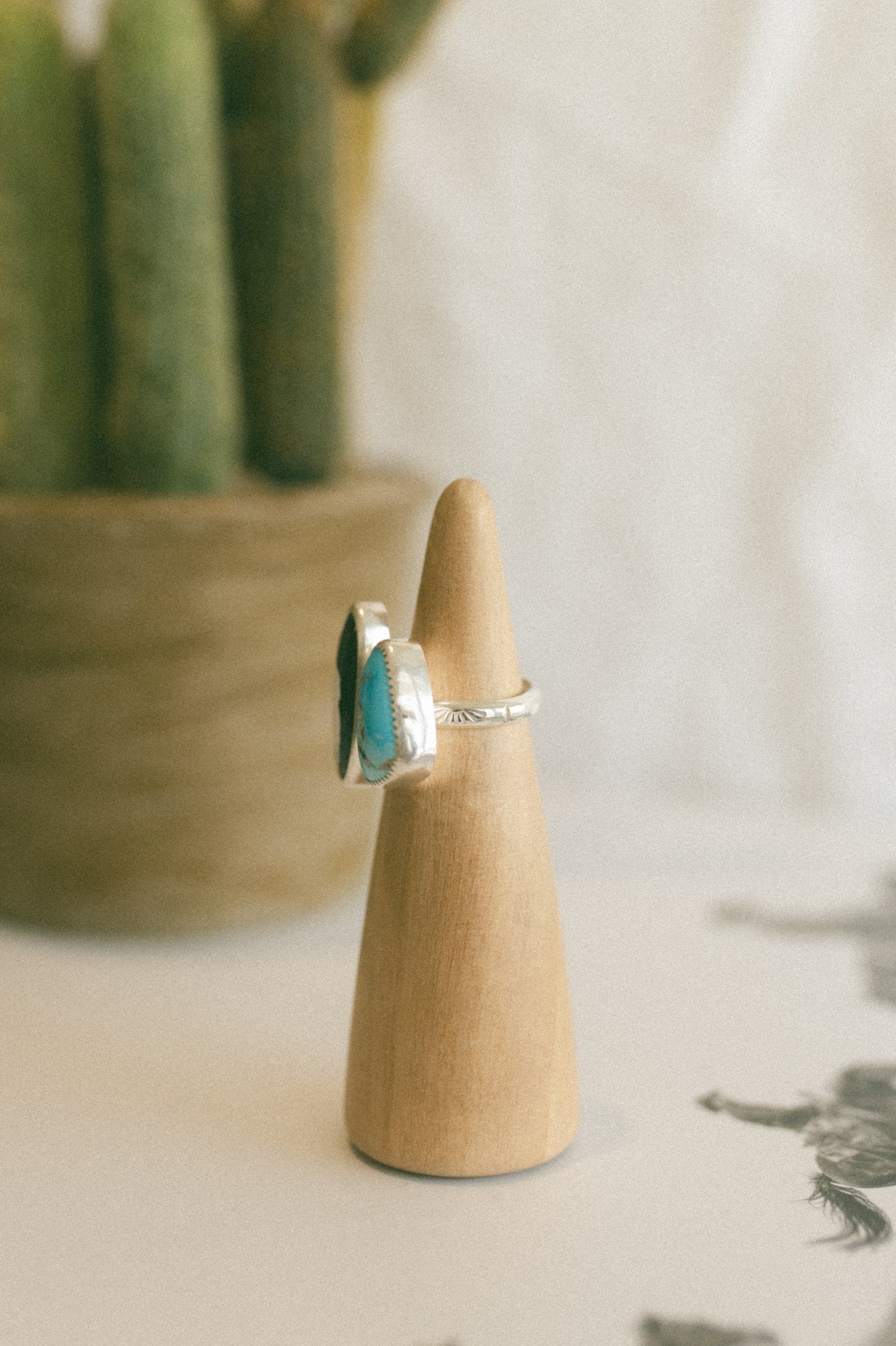 Kingman + White Buffalo Turquoise Ring - Size 7