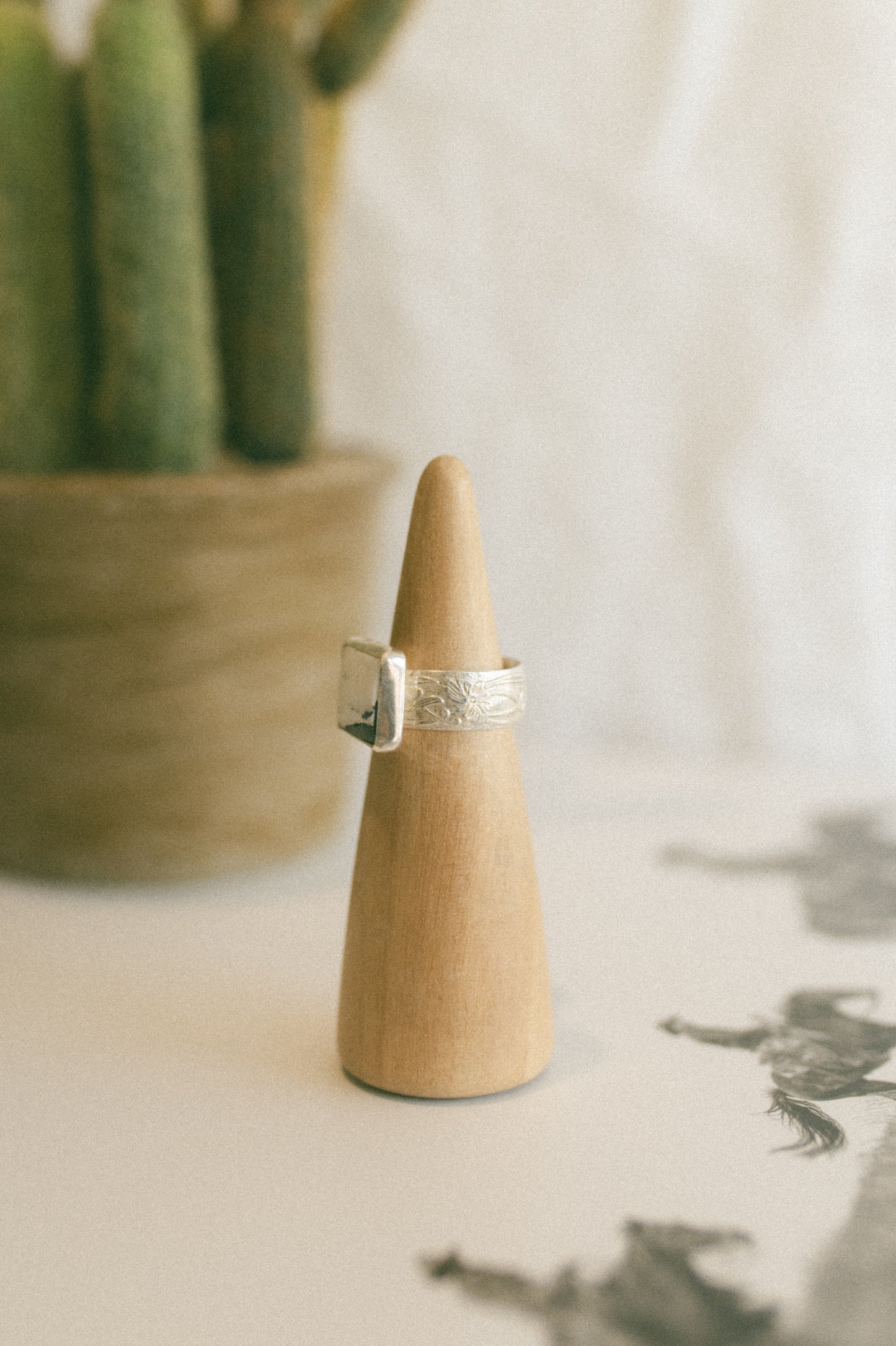 White Buffalo Turquoise Ring - Size 8