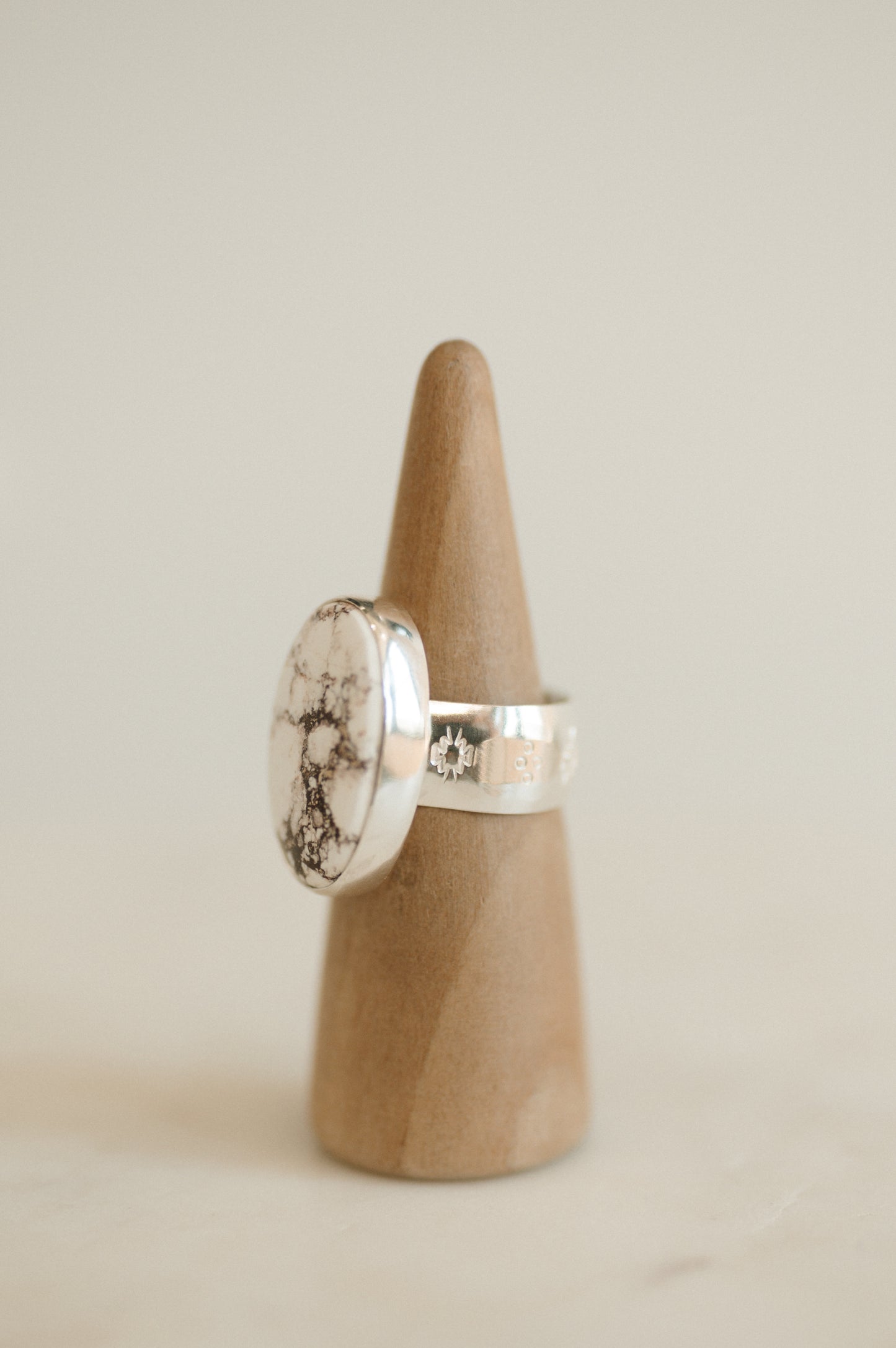 Wild Horse Magnesite Ring - Size 12