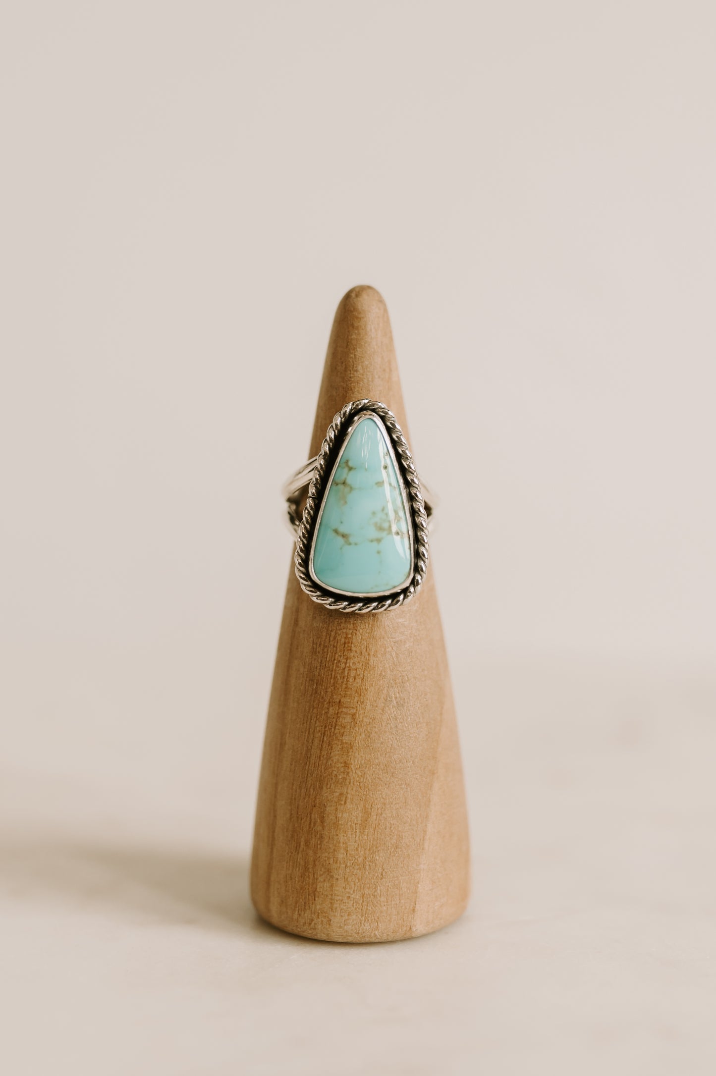 Number 8 Turquoise Ring - Size 7