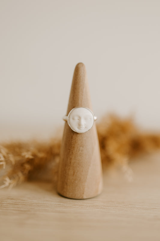 Moon Face Ring