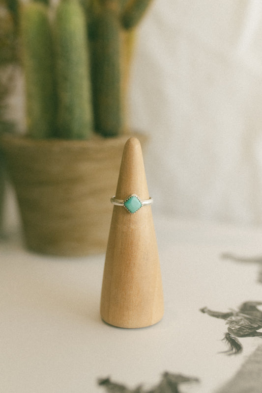 Lone Mountain Turquoise Ring - Size 6