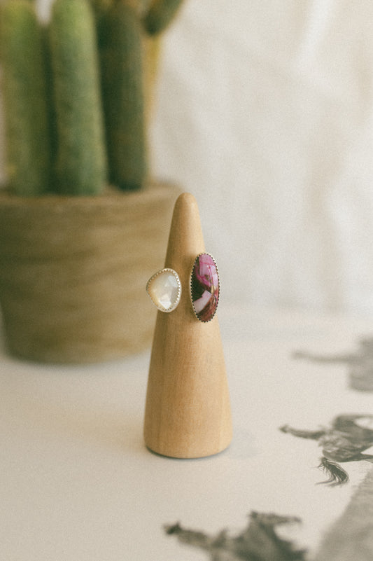 Purple Dahlia Mohave and Mother of Pearl Ring - Size 7.5