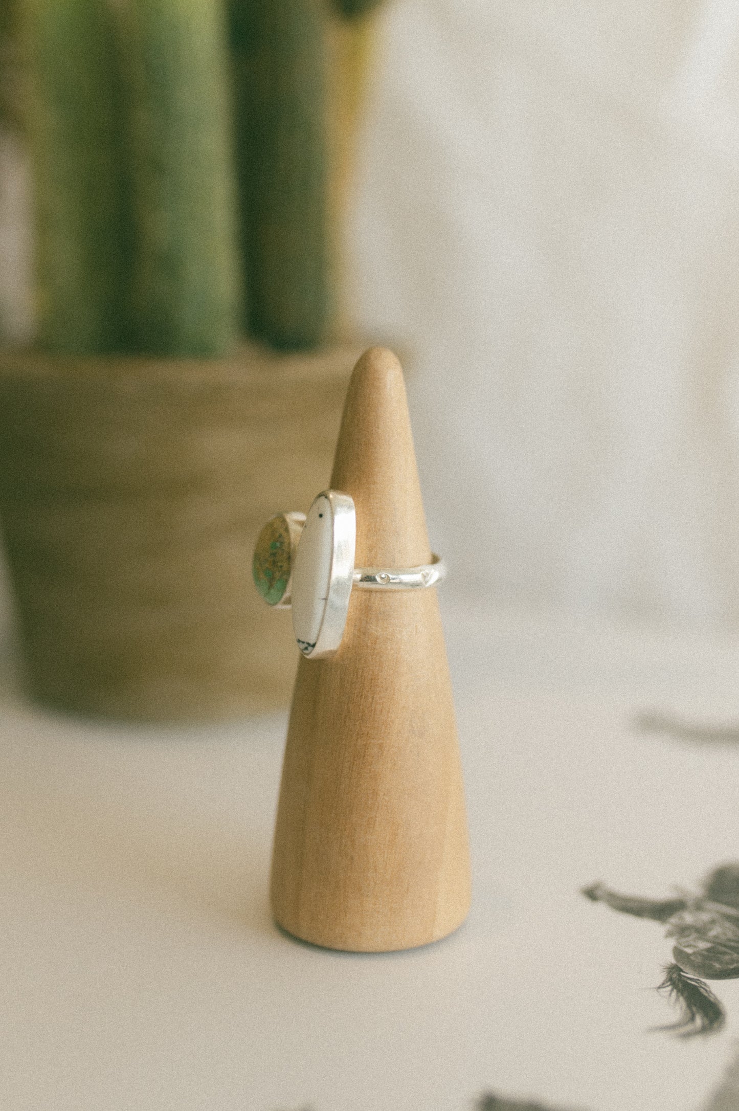 Palomino + White Buffalo Turquoise Ring - Size 8