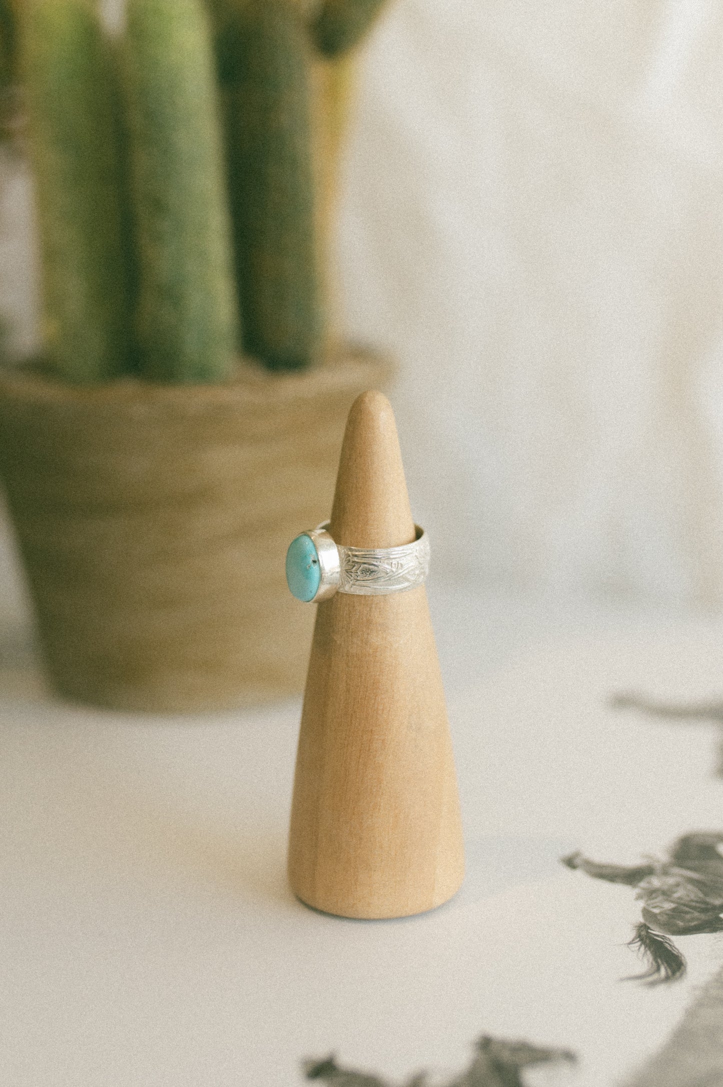 Sierra Bella Turquoise Ring - Size 6