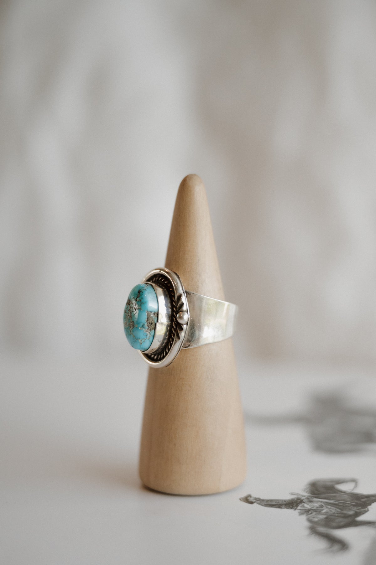 Authentic Native Made Kingman Turquoise Ring - Size 10.5