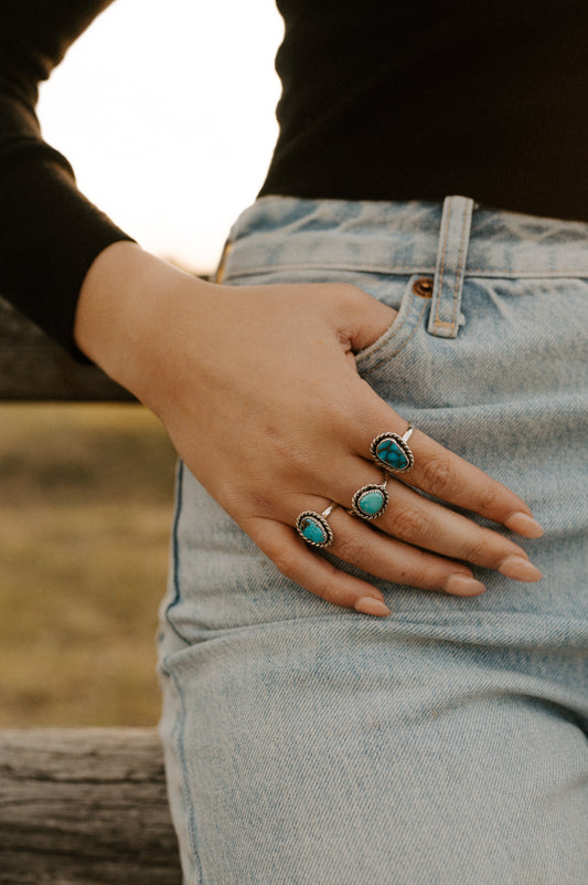 Kingman Turquoise Ring - Size 9