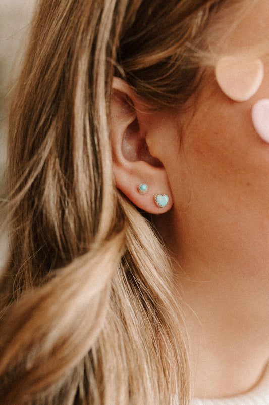 Campitos Turquoise Mini Heart Stud Earrings